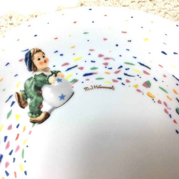 Dishes 3 Piece Set M. J. Hummel “Looking Around” - Picture 6 of 16